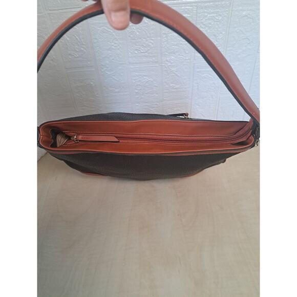 Jones New York Signature Ruby Black Brown Two Tone Shoulder Bag - Picture 8 of 10